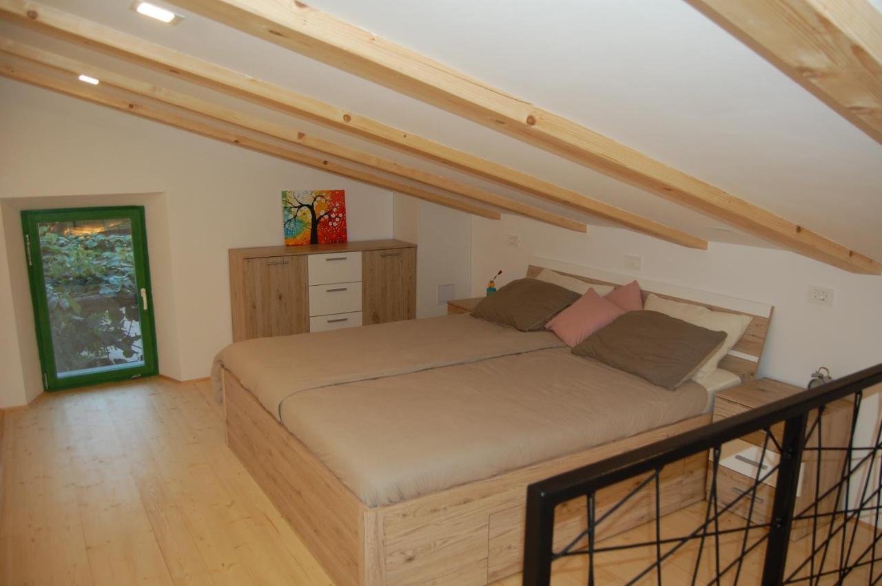 Apartma Hiska Dobravlje Eksteriør bilde